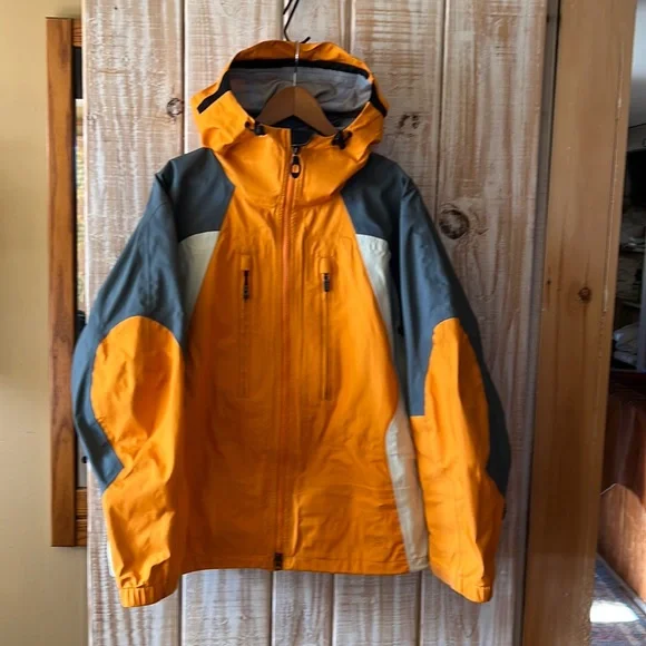 Burton ゴアテックス ジャケット S 未使用 バートン AK サージェンス